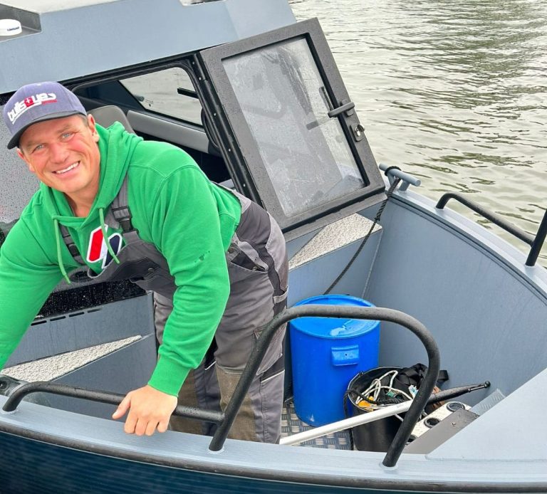 mit Skipper / Angelguide auf dem Red Pearl Eventfloss, Damerow (Waren)